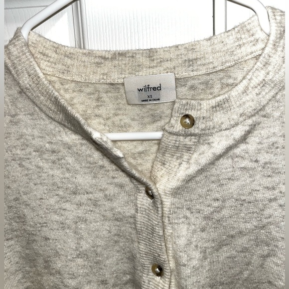 Aritzia Sicily cardigan - Picture 4 of 4